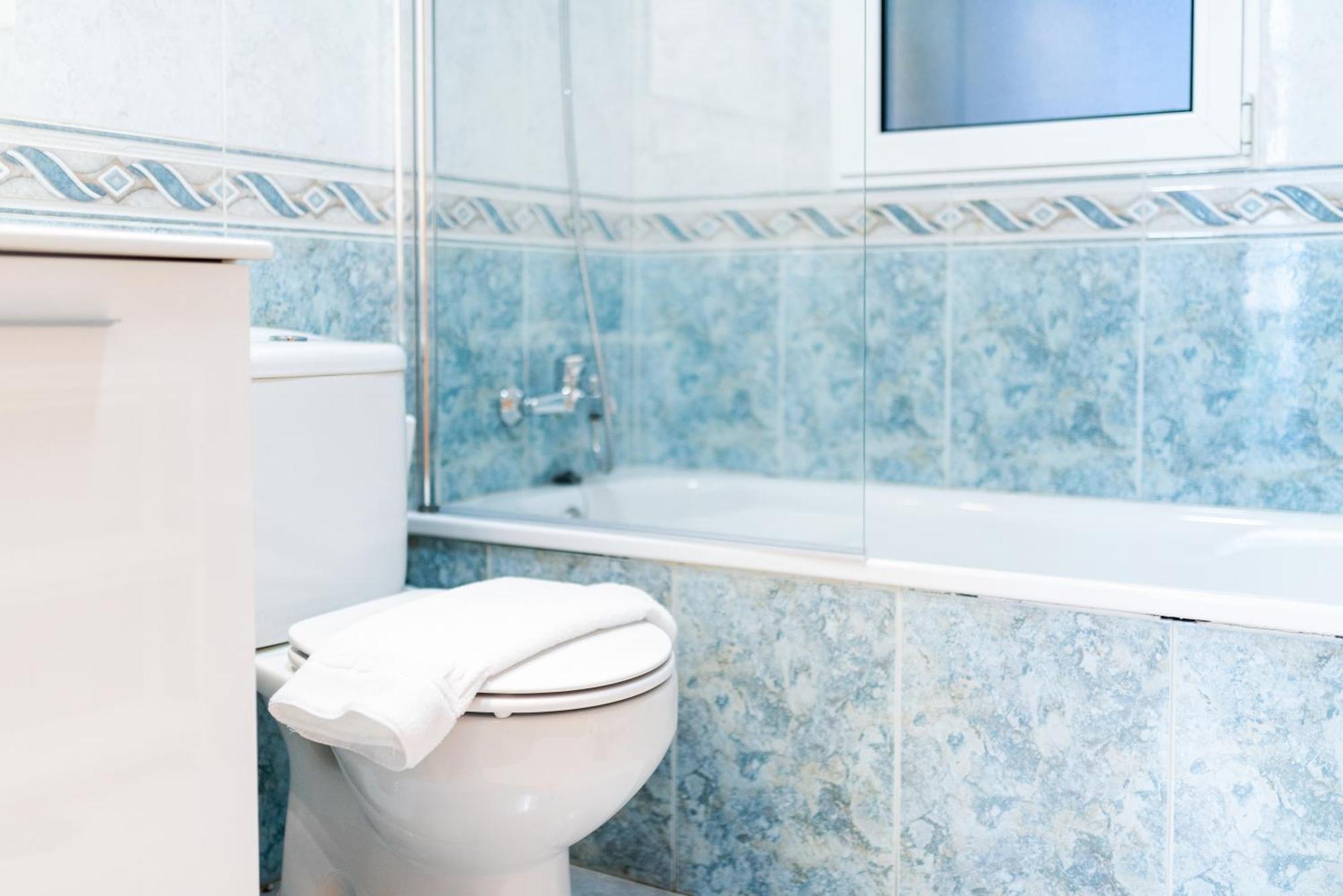 Encantador Piso Pleno Centro A Pie De Semana Santa Y Cerca De La Alhambra Apartament