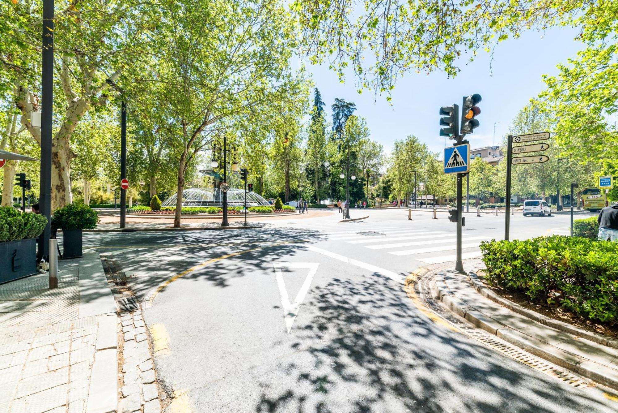 Encantador Piso Pleno Centro A Pie De Semana Santa Y Cerca De La Alhambra Apartament Grenada